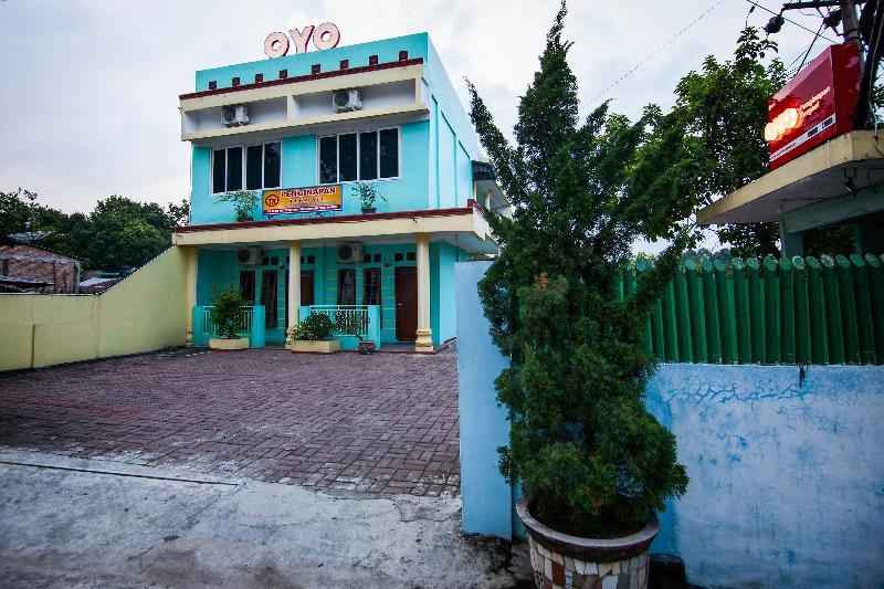 Collection O 1301 Hotel Grand Citra Makassar Exteriör bild