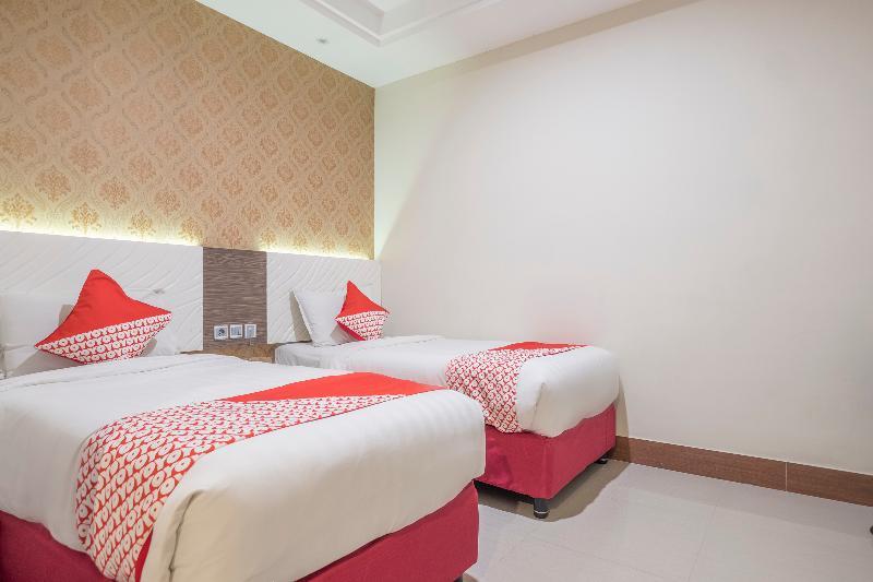 Collection O 1301 Hotel Grand Citra Makassar Exteriör bild