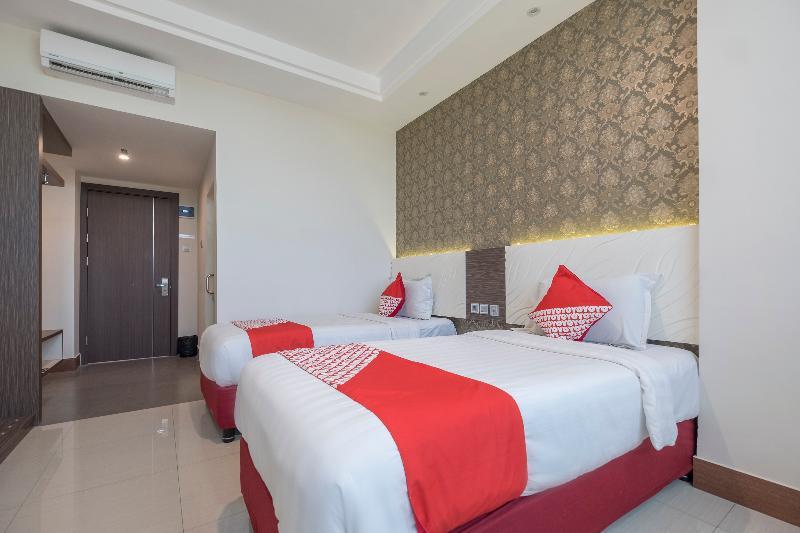 Collection O 1301 Hotel Grand Citra Makassar Exteriör bild